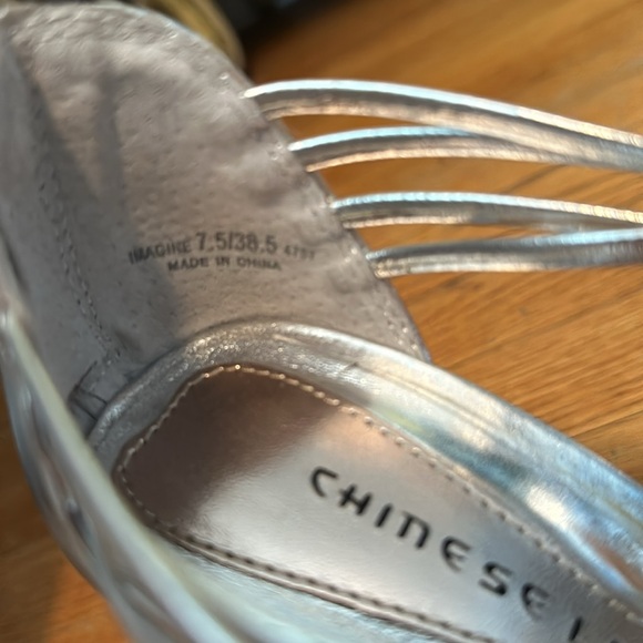 Silver, high heels brand new size 7.5 - Picture 3 of 3